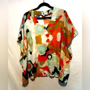 Haley and the Hound Silky Bold “Camo” top. Size M